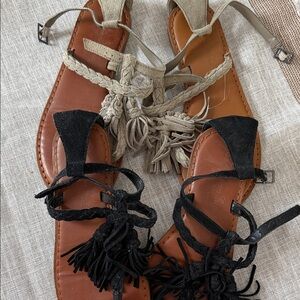 American Eagle Outfitters Black and Tan Fringe Sandals